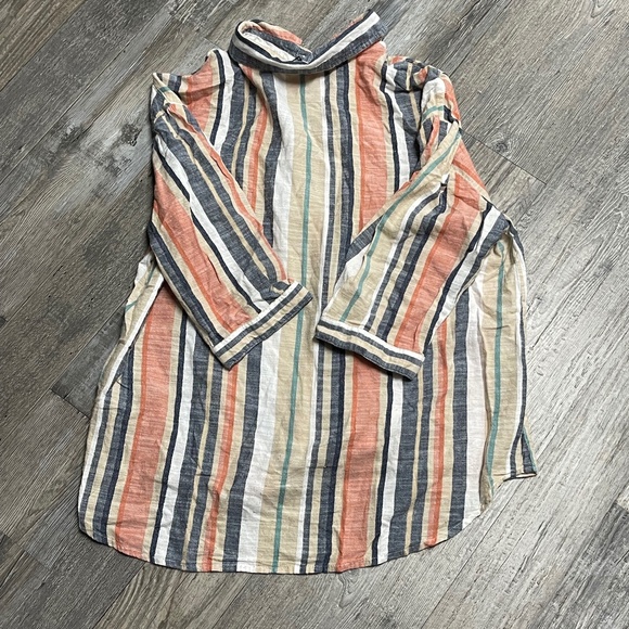 Striped Button-Up Collared Shirt - Picture 2 of 3